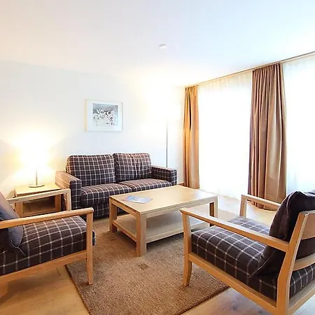 公寓 Sleeps 4 Pool Wifi T031620 采尔马特