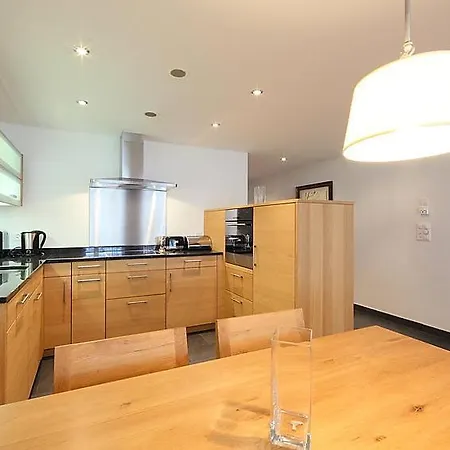 Sleeps 4 Pool Wifi T031620 Appartement Zermatt