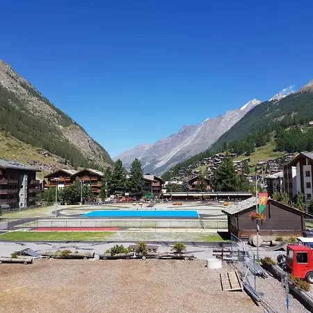 Appartement Sleeps 4 Pool Wifi T031620
