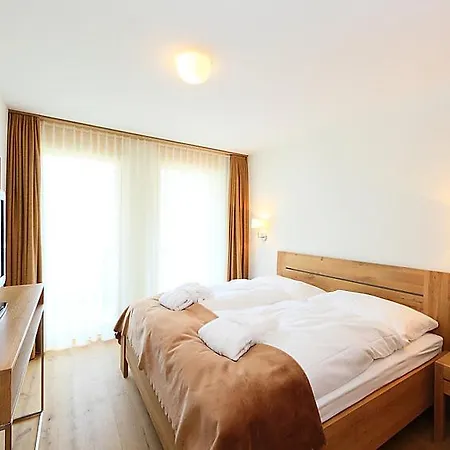 Sleeps 4 Pool Wifi T031620 Appartement *