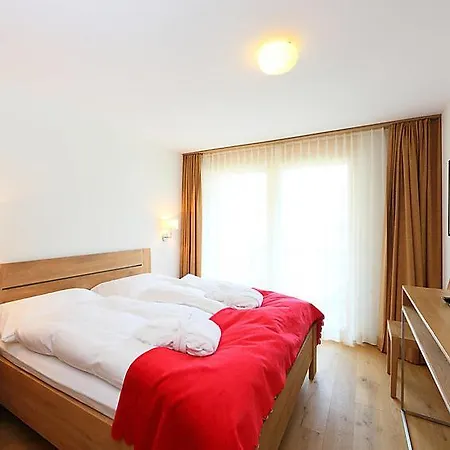 Sleeps 4 Pool Wifi T031620